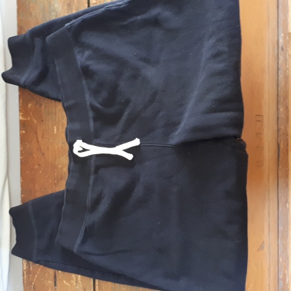 Lands' End black jogging pants. - Picture 1 of 3